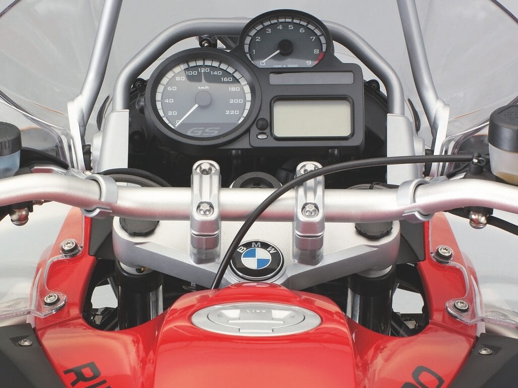 BMW R 1200 GS Adventure (2008-2009) - Specs and ergonomics