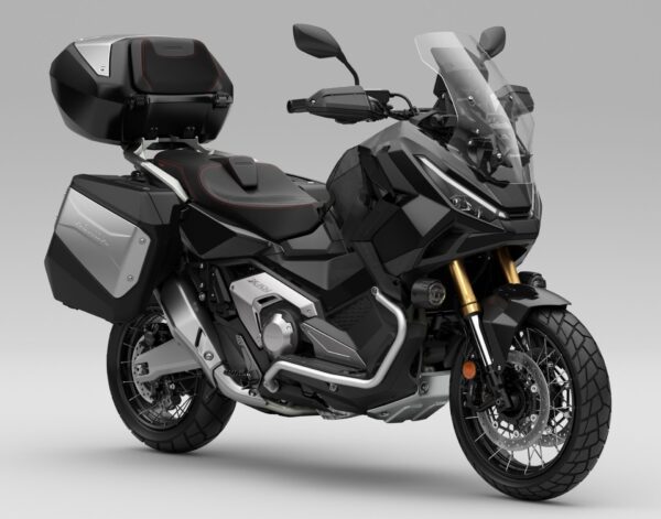 Honda X-ADV 2025 Graphite Black fully accessorized