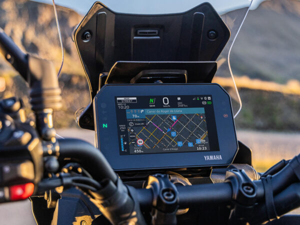 Yamaha Tracer 9 GT+ Y-AMT 2025 dashboard