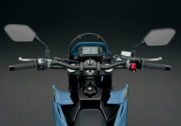 Suzuki DR-Z4SM 2025 Sky Gray cockpit