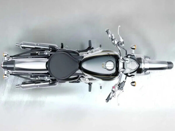 Royal Enfield Classic 650 2025 Chrome top view