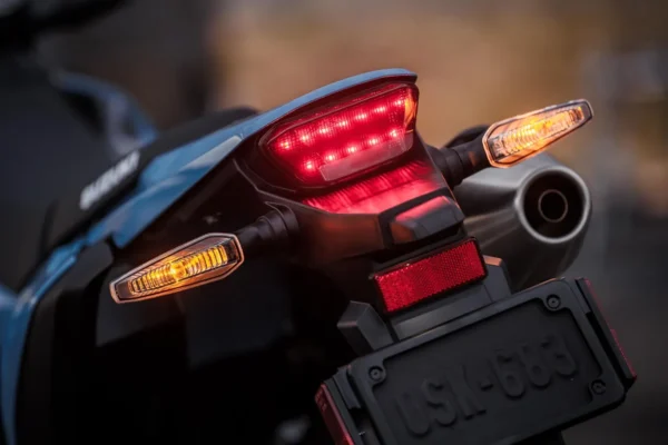 Suzuki DR-Z4SM 2025 Sky Gray taillight