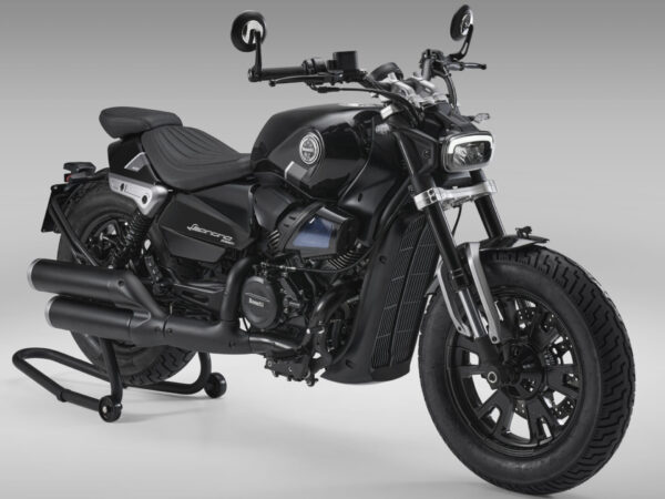 Benelli Leoncino Bobber 400 2025 black front