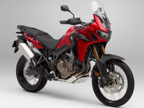 Honda Africa Twin 2018 Candy Chromosphere Red front