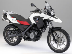 BMW G 650 GS 2011 Aura White front