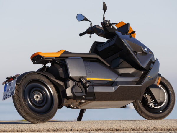 BMW CE 04 2022 Magellan Grey Metallic back