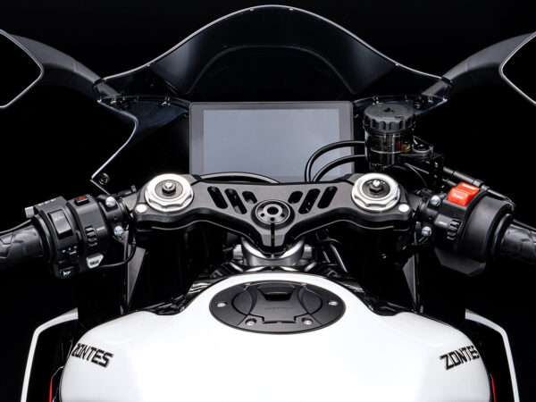 Zontes 703 RR 2024 white red cockpit