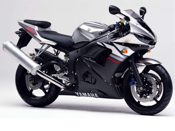 Yamaha YZF-R6 2003 silver front