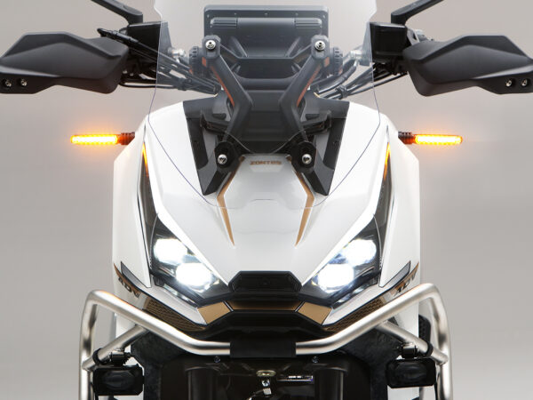 Zontes 368G 2024 white headlight
