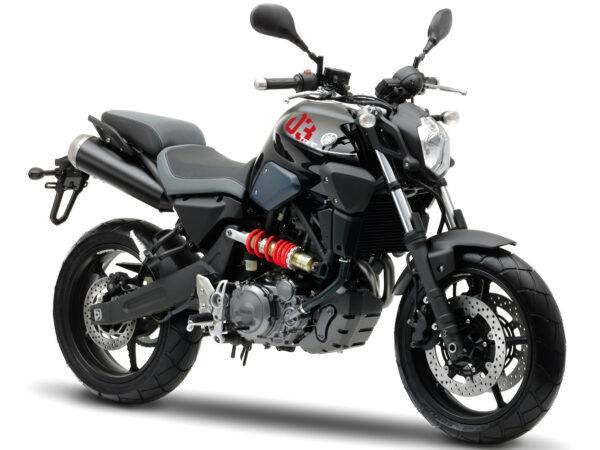 Yamaha MT-03 2012 grey front