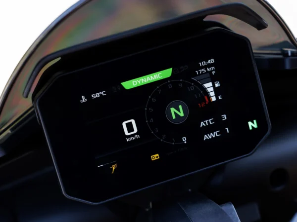 Aprilia Tuono 660 Factory 2025 Dark Banshee dashboard