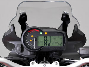 BMW F 850 GS 2018 Racing Red dashboard