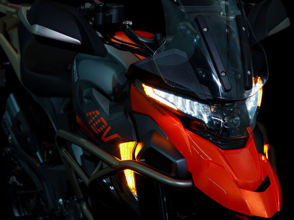 Zontes 350 T 2022 orange headlight