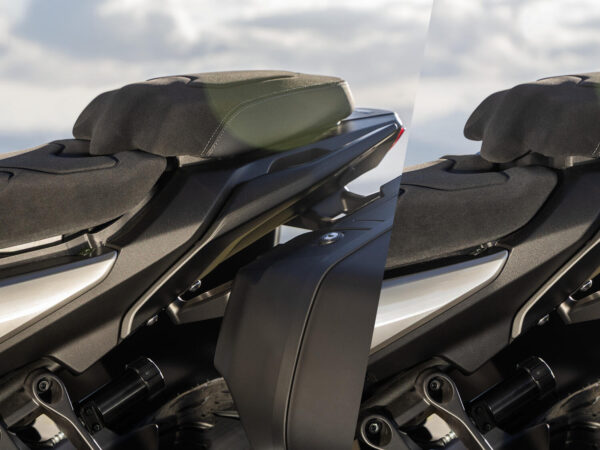 Yamaha Tracer 7 GT 2025 Icon Performance adjustable seat
