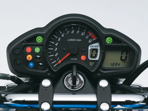 Suzuki SFV650 Gladius 2009 dashboard