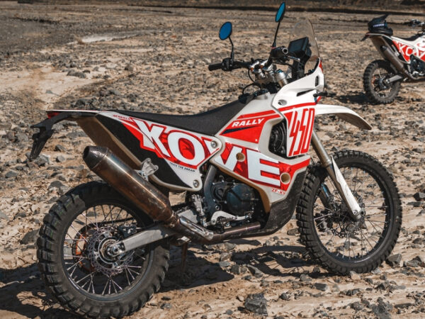 Kove 450 Rally 2023 red white back