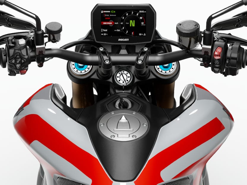 Ducati Hypermotard V2 SP 2026 Livery cockpit